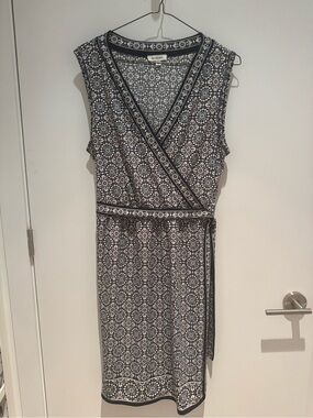 Max Studio Black and White Sleeveless Wrap-Style Midi Dress